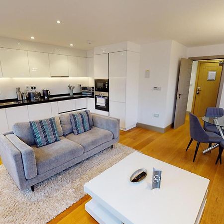 Charles Hope London Kew Bridge Apartment Exterior photo
